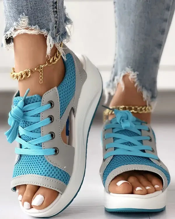 LaceLoom – Contrast Paneled Cutout Muffin Sandals