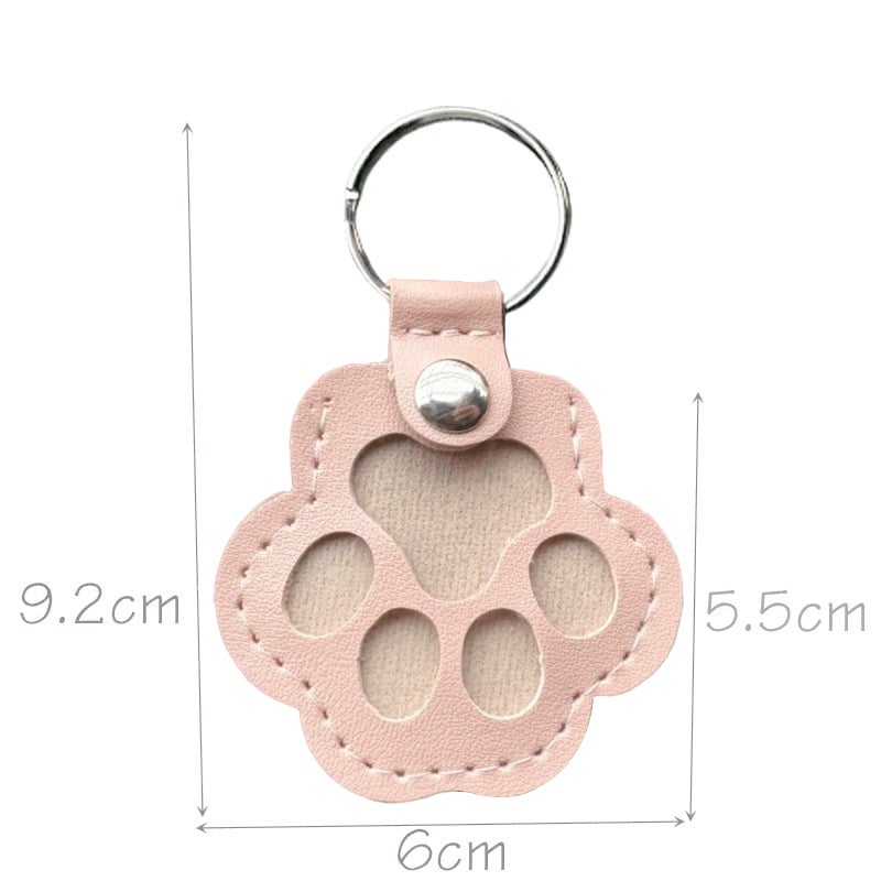 PawLuxe – Chic Leather Keychain