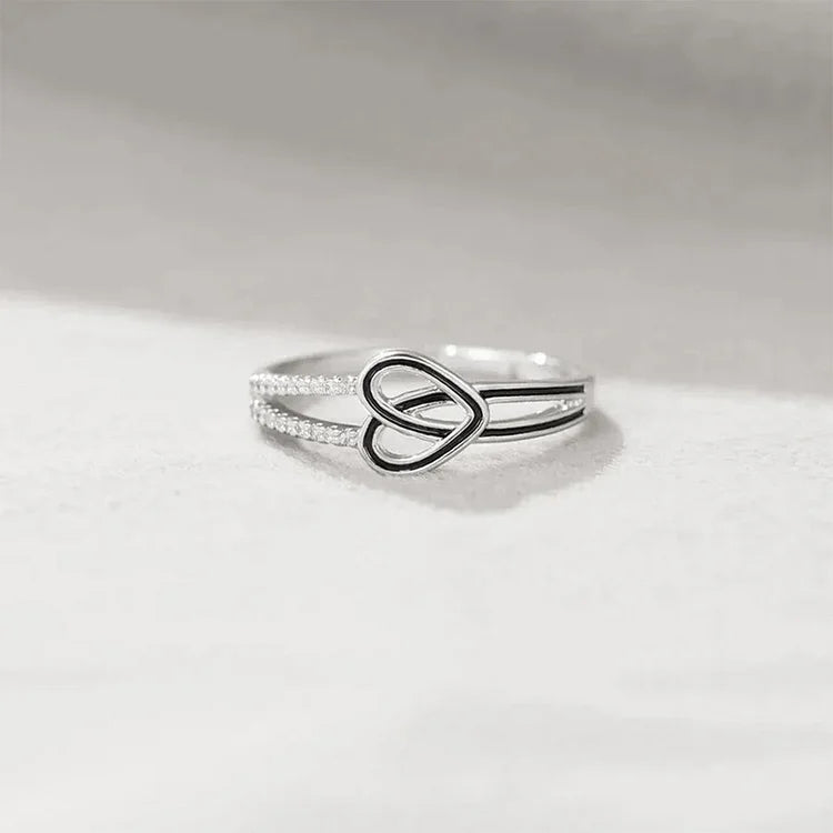 HalfSoul – Memorial Black Heart Ring