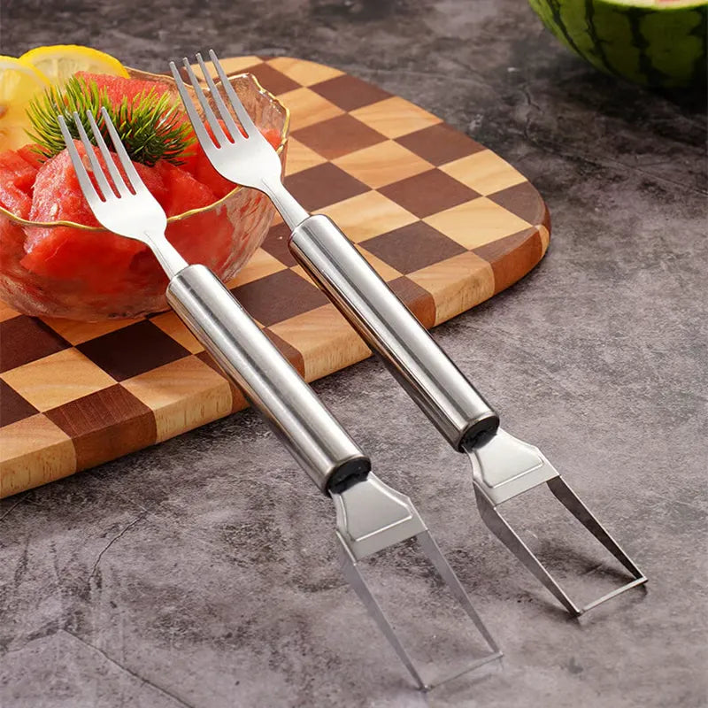 TwistNServe – Quick Fruit Cutter with Fork