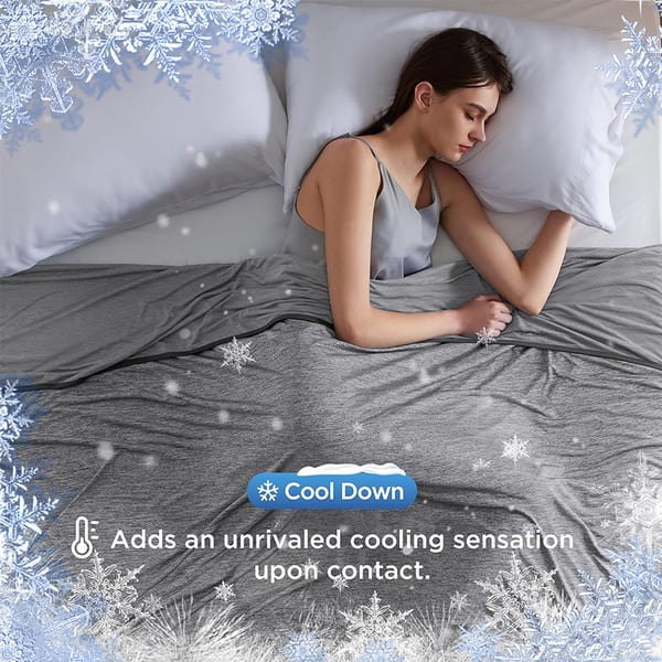 CoolBreeze – Ultimate Summer Cooling Blanket