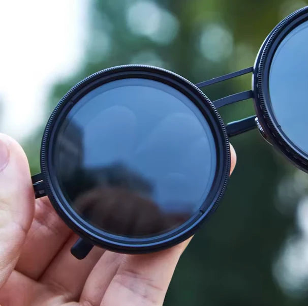DarkRay – Modern Black Lens Shades