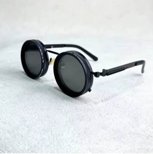 DarkRay – Modern Black Lens Shades