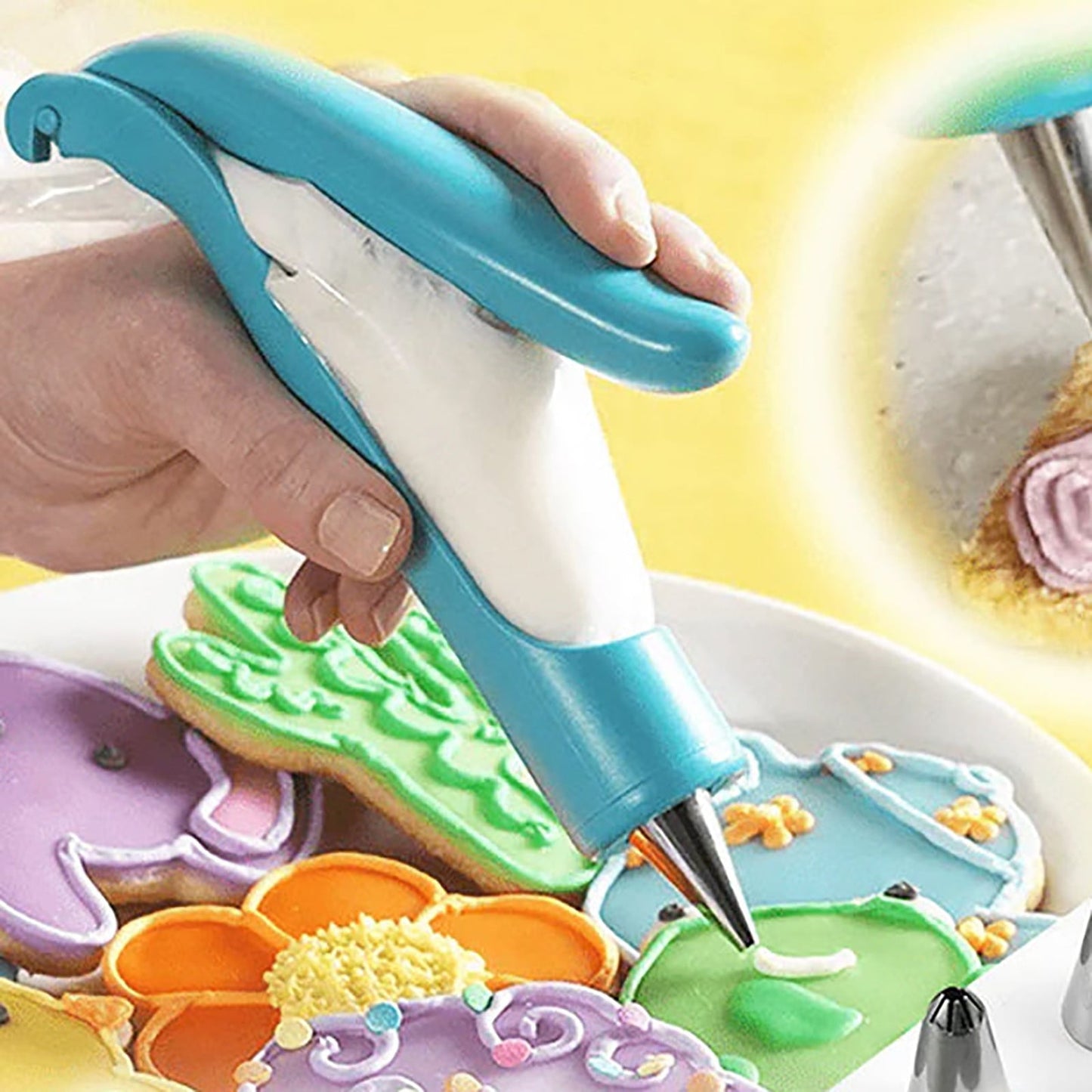 BakeArt – Cake Decorating Piping Pen & Nozzle Set