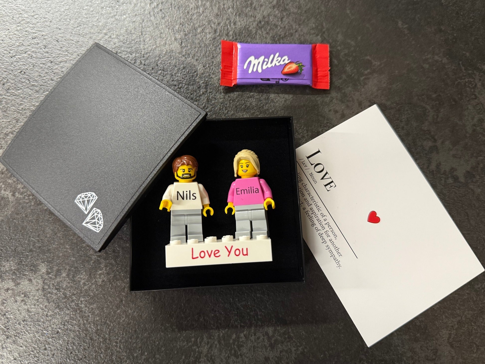 BrickLove – Custom Couple Mini Figure Gift Set