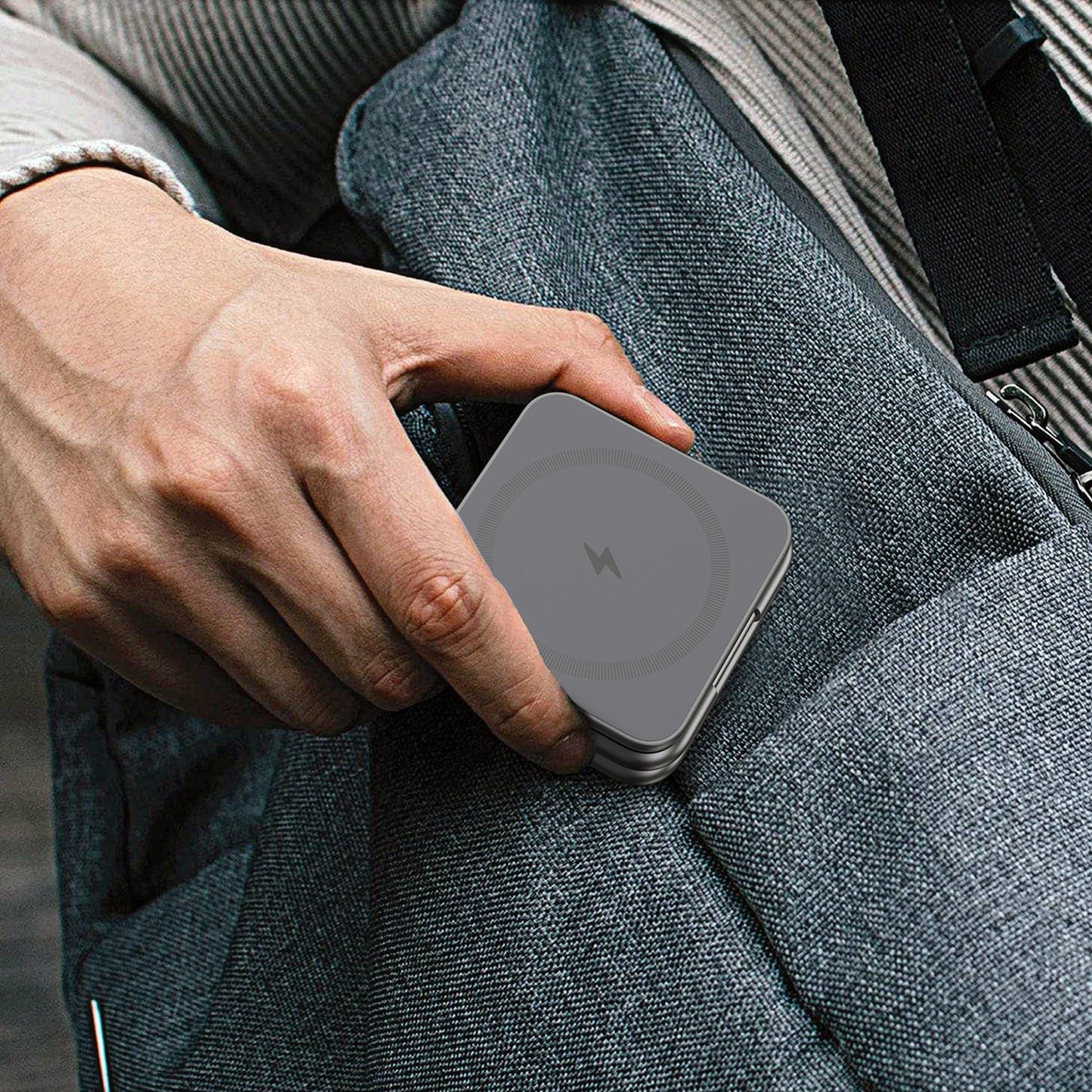 MagFlex – 3-in-1 Foldable X40 Charging Stand