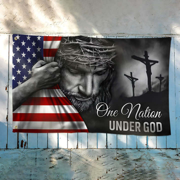 GloryCross – Patriotic Christian Grommet Flag