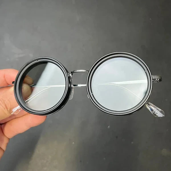 DarkRay – Modern Black Lens Shades