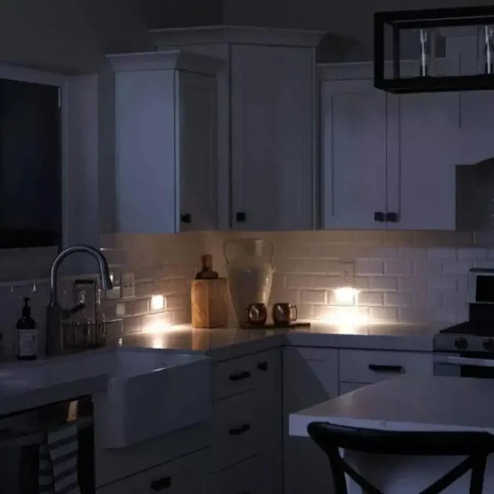 GlowEdge – Automatic LED Night Wall Plate