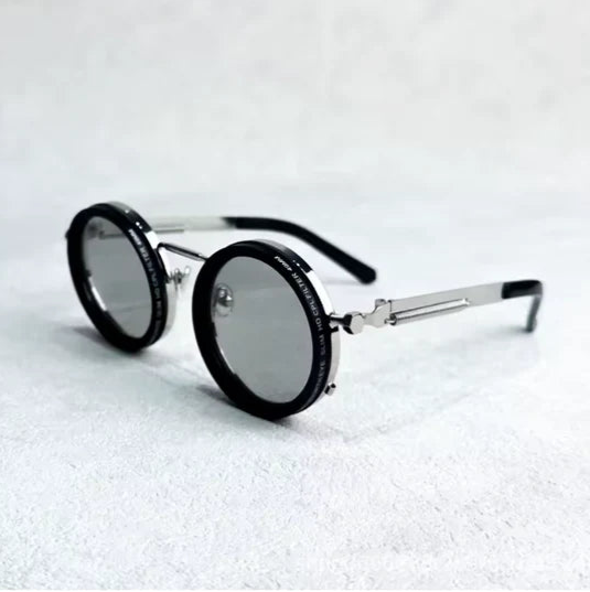 DarkRay – Modern Black Lens Shades