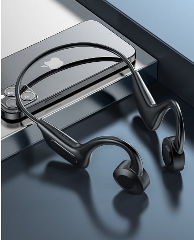 ClarityBeats - Noise-Reducing Headphones for Calls & Music