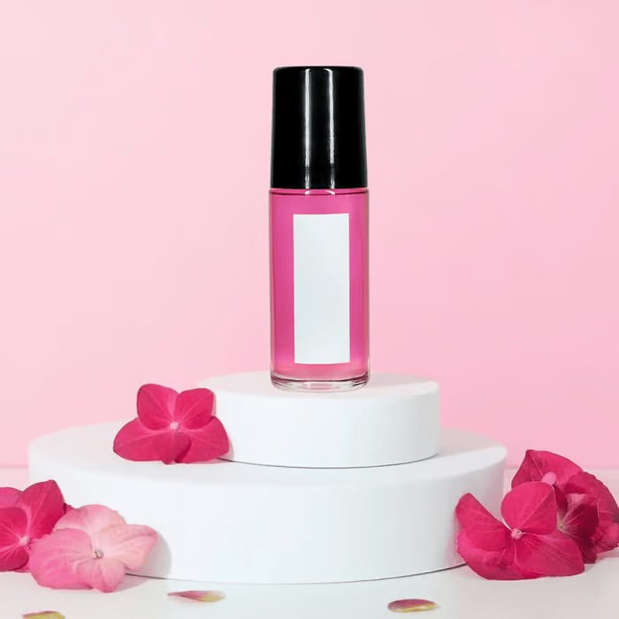 GlowRoll – Nourishing Oil Roller