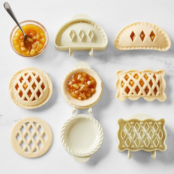 MerryMolds – Holiday Mini Pie Baking Tool