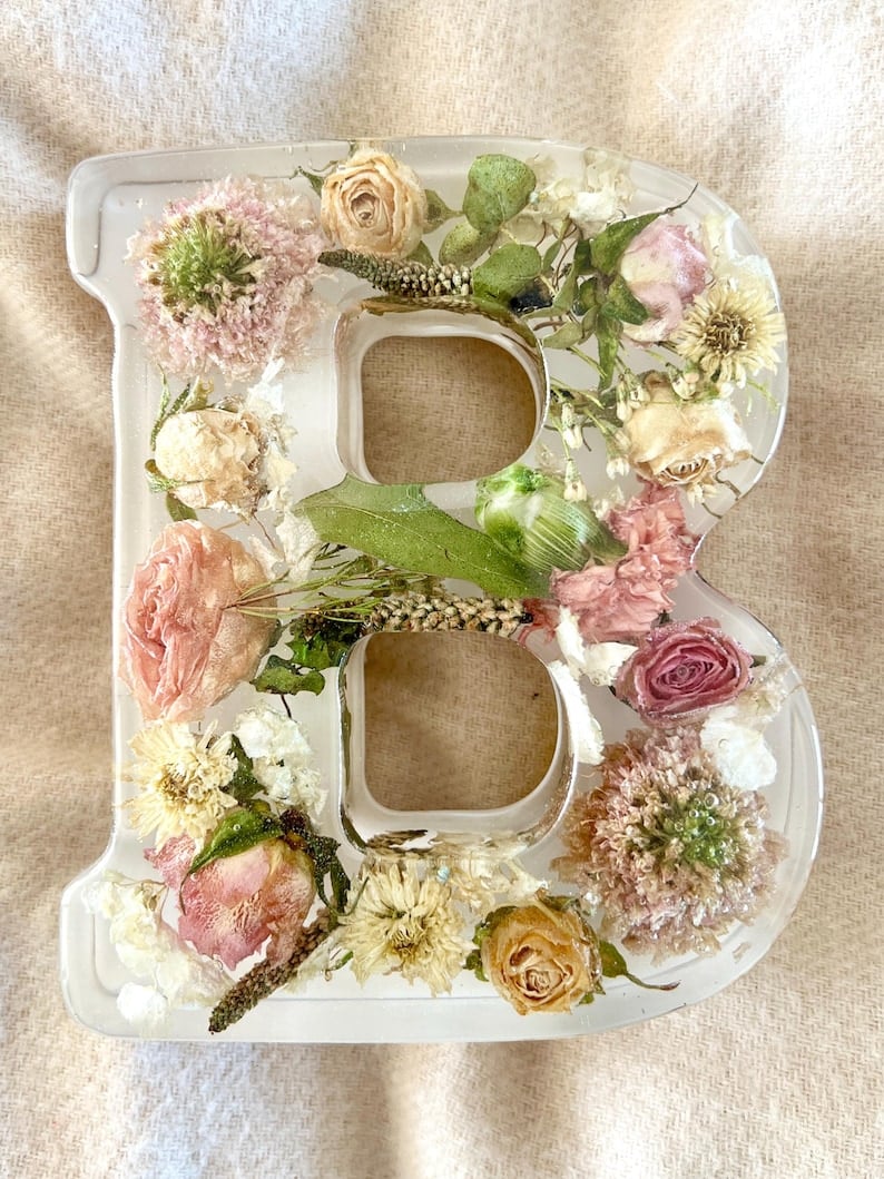 BloomAura – Handmade Flower Resin Art