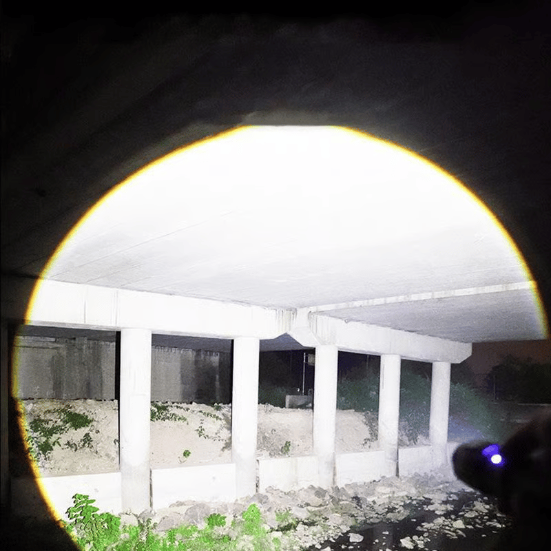 SkyFire – Ultimate Survival Flashlight
