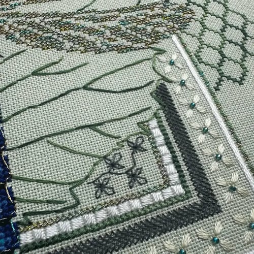 StitchMuse – Dragonfly Geometric Cross Stitch Kit