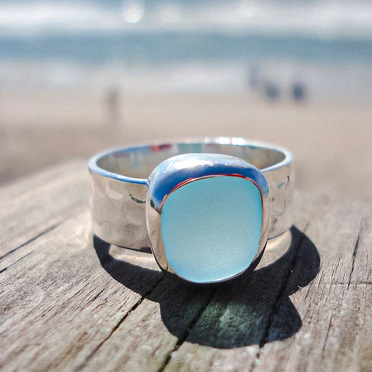 TideWhisper – Ocean Glass Silver Ring