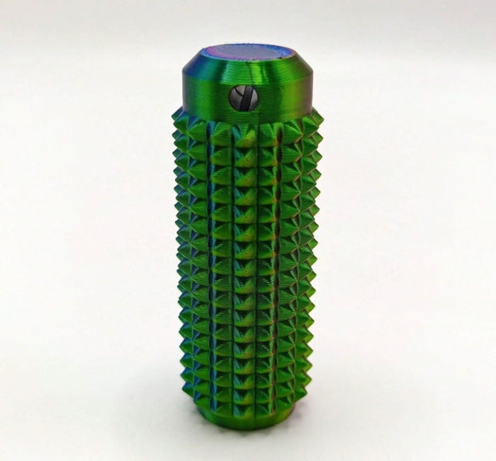 ZenGrip – Vibrant Sensory Key Clip for Instant Relief