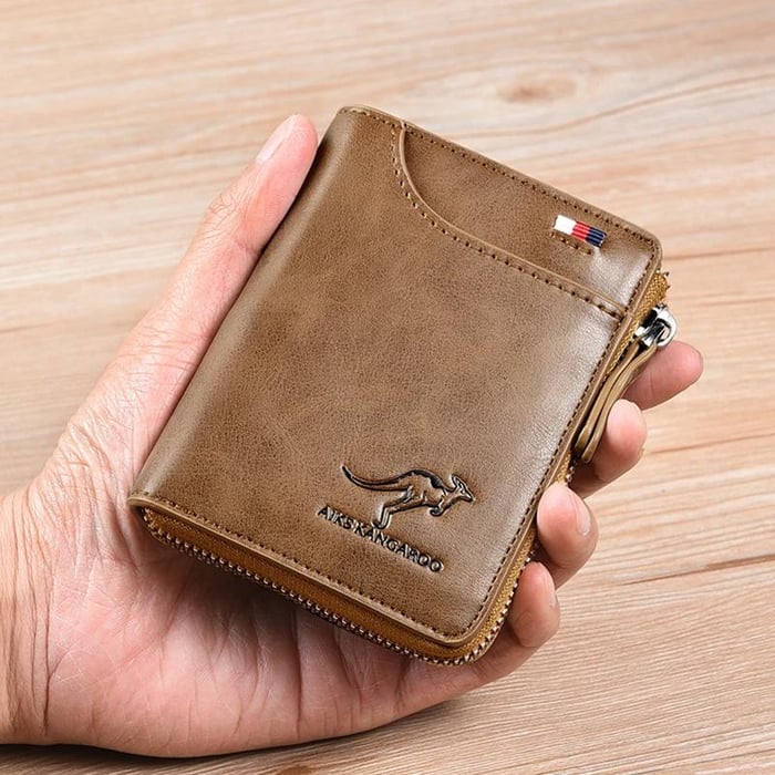 TitanFold – Sleek Zipper Wallet