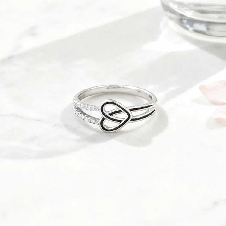 HalfSoul – Memorial Black Heart Ring