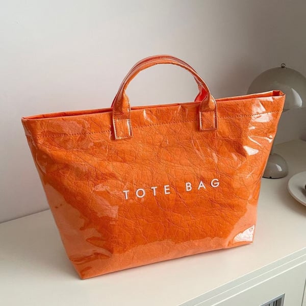 UrbanScript – Trendy Letter Print Tote Bag