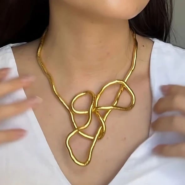 SerpentFlex – Malleable Snake Necklace & Bracelet