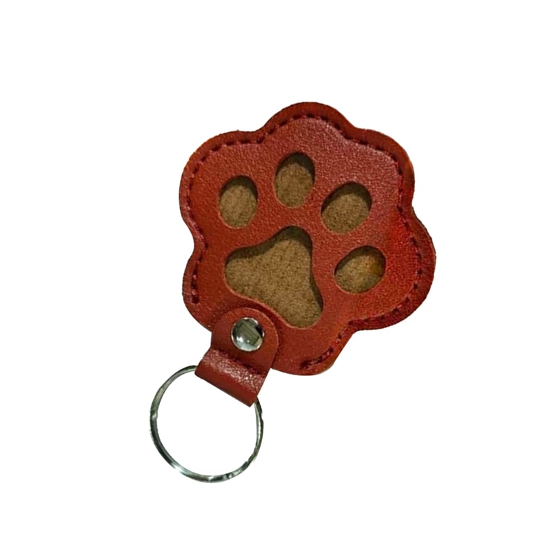 PawLuxe – Chic Leather Keychain