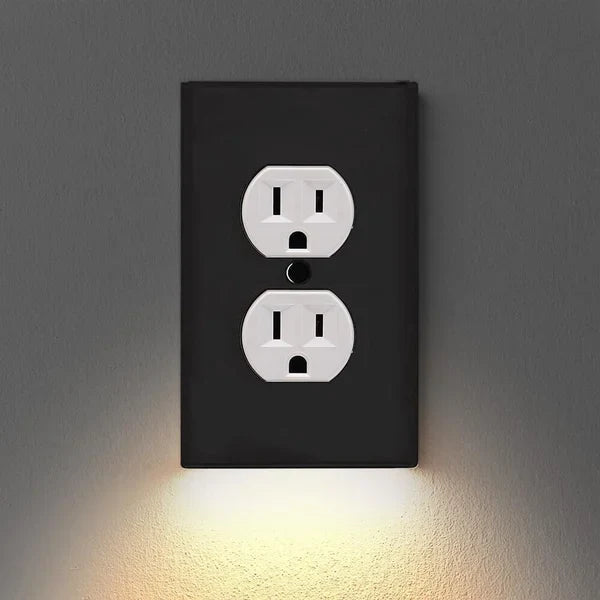 GlowEdge – Automatic LED Night Wall Plate