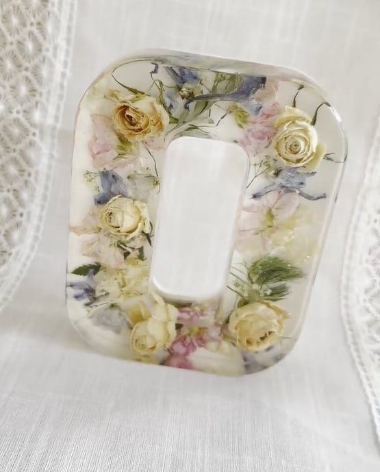 BloomAura – Handmade Flower Resin Art