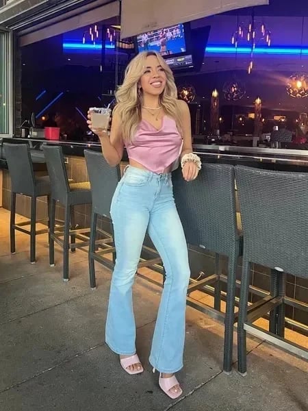 ElevéCurve – Chic Stretch Flare Jeans