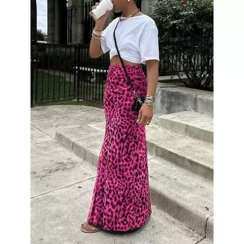 WildCurve – Leopard Print Bodycon Skirt