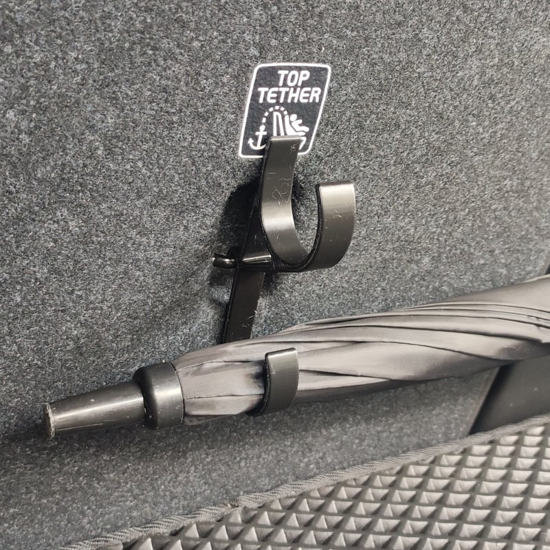 DryHang – Car Umbrella Holder Hook