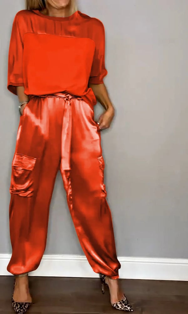 SilvaLuxe – Smooth Satin Lounge Set