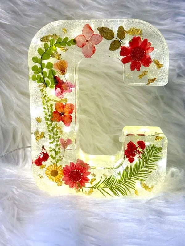 BloomAura – Handmade Flower Resin Art