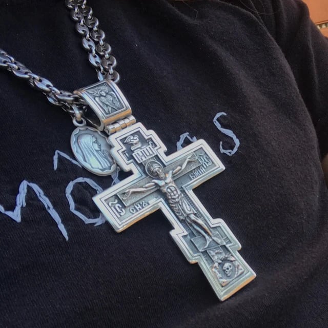 DivineFaith – Handmade Jesus Crucifix Pendant