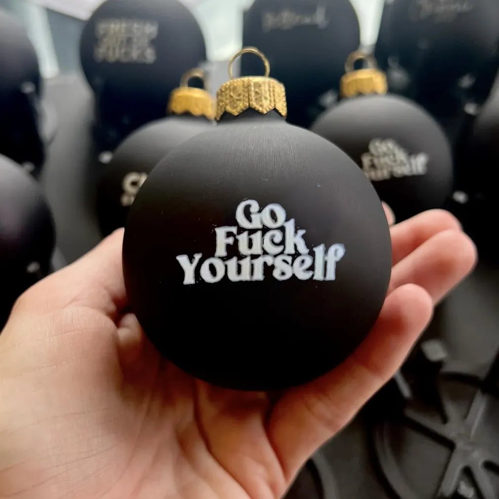 JollyGiggle - Funny Christmas Ornament