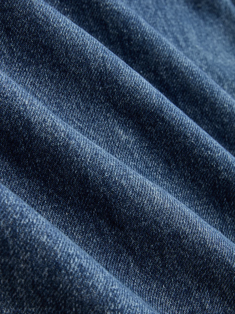 CurveCross – Cross-Front Wide-Leg Jeans