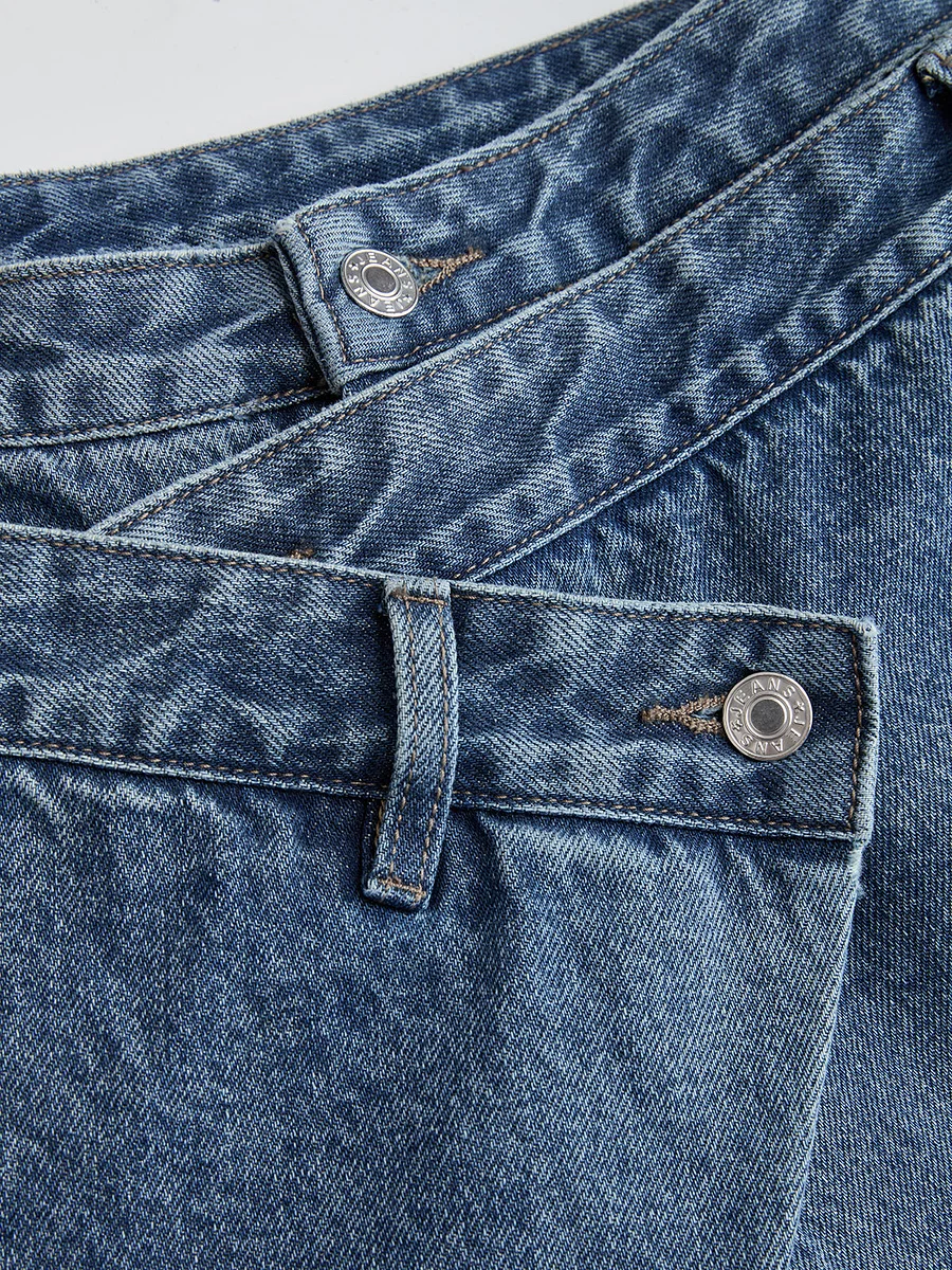 CurveCross – Cross-Front Wide-Leg Jeans
