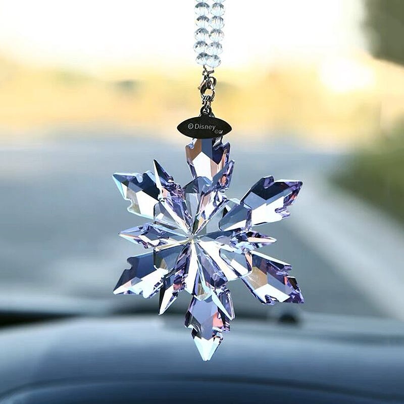 CharmAura – Festive Pendant Gift
