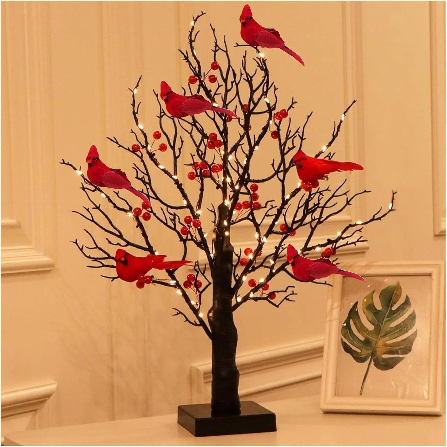 CardinalGlow – Vintage Lighted Berry Tree