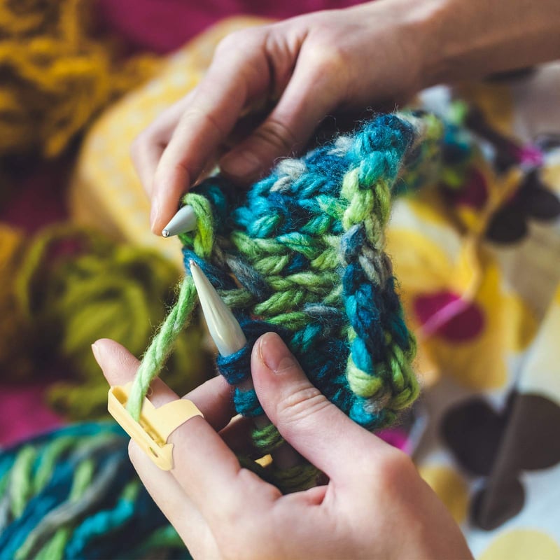 WeaveEase – Yarn Control Ring Tool