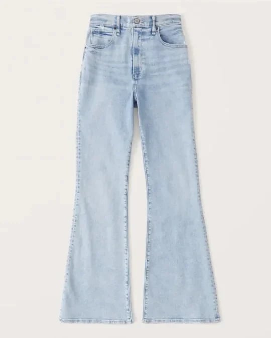 ElevéCurve – Chic Stretch Flare Jeans