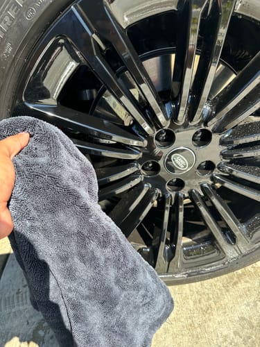 HydraWipe – Rapid Water Absorbing Towel