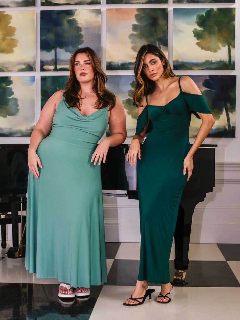 GlamLulah – Elegant Maxi Dress with Support