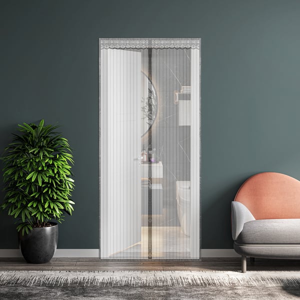 MagnaBreeze – Hands-Free Magnetic Screen Door