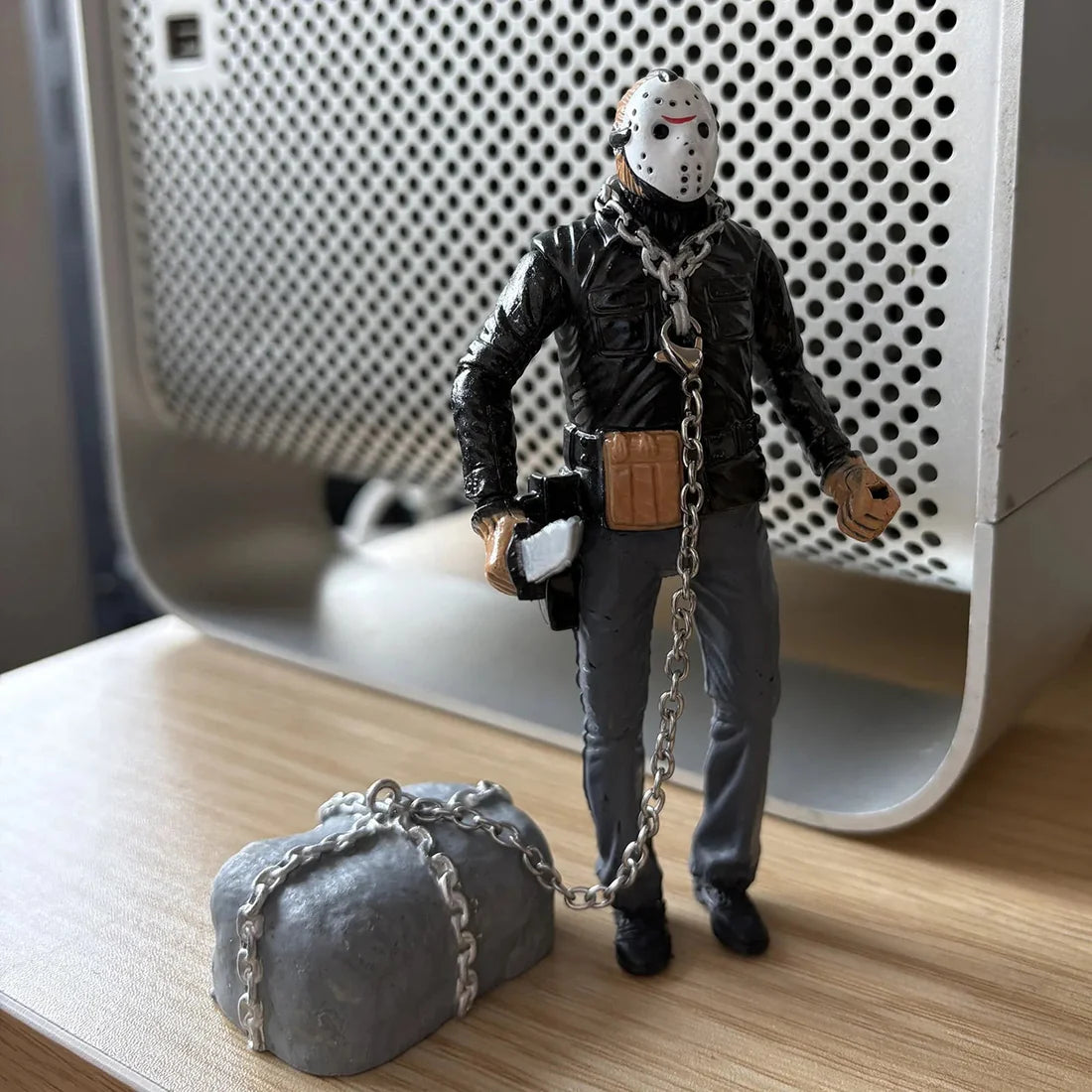 SlasherSoak – Jason Voorhees Floating Scare Decor