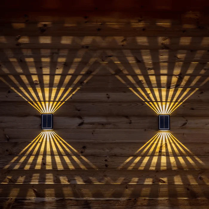 BrightRay – Outdoor 4 LED Solar Wall Lights
