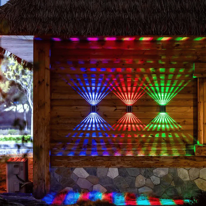 BrightRay – Outdoor 4 LED Solar Wall Lights
