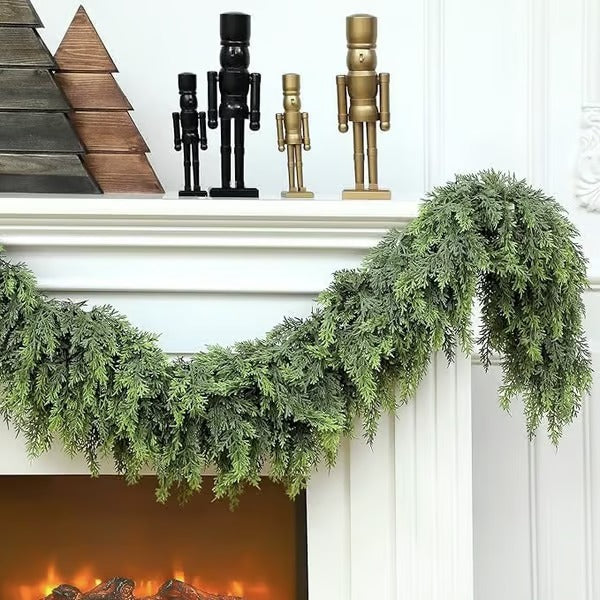 EverCypress – Lush Leaf Vine Wreath