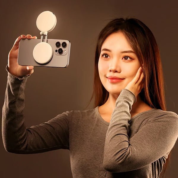 GlamGlow – 3 in 1 Magnetic Beauty Selfie Light